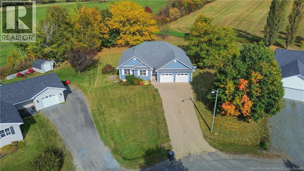 19 Shepody Crescent - 3