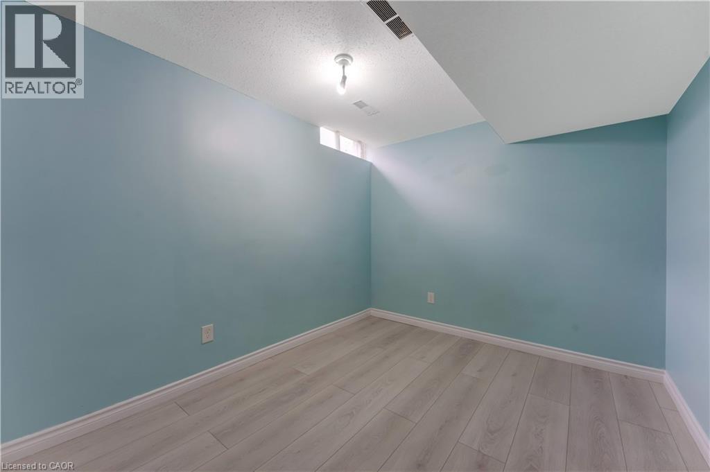 47 Bushnell Drive — photo 31