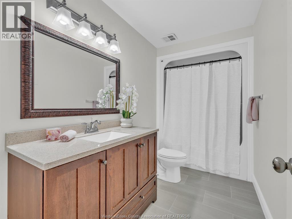 4274 DENNISON COURT - 17