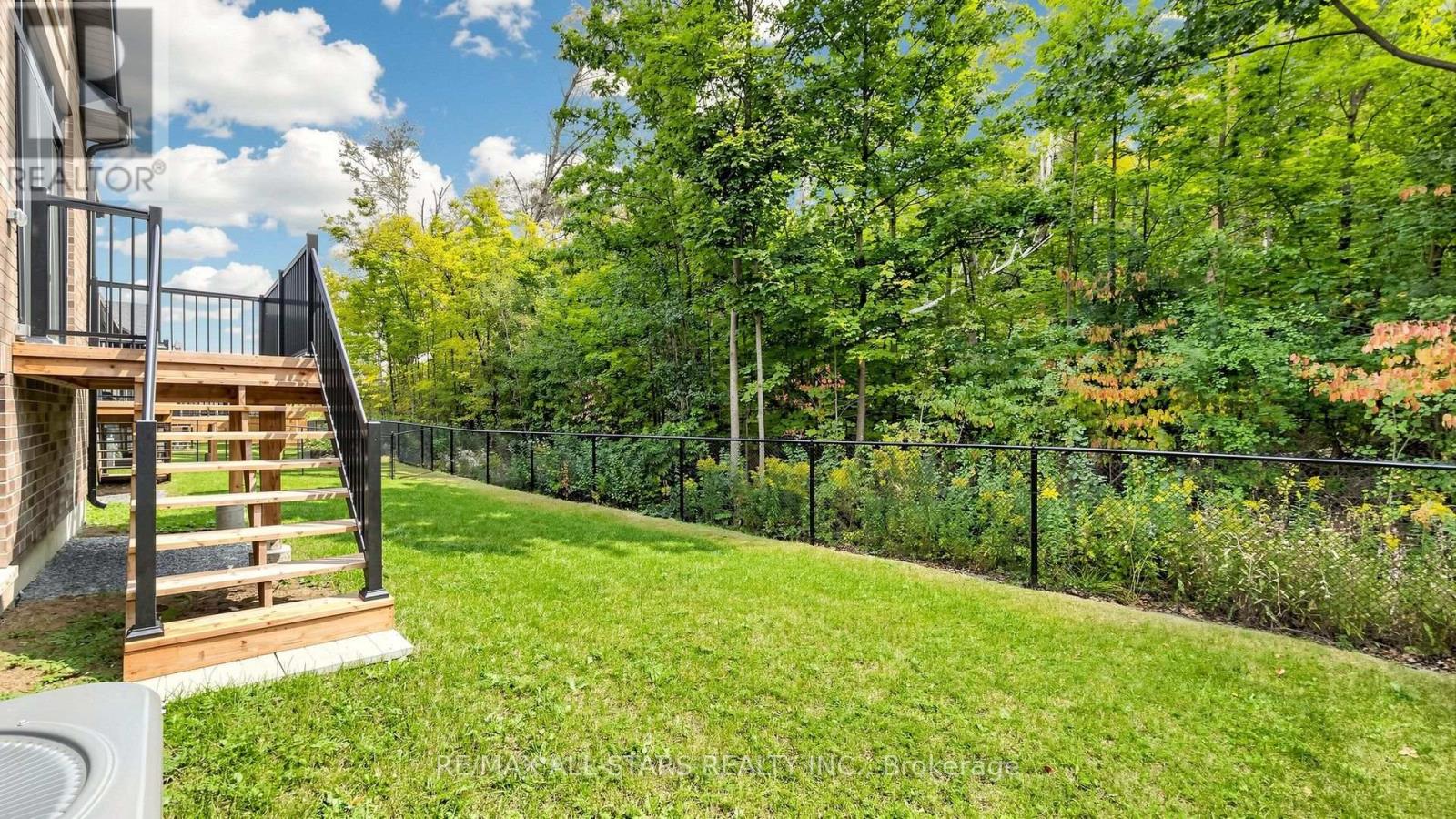 1 LOIS TORRANCE TRAIL - 45