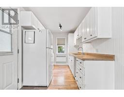 9 Rogers Street, Prince Edward County, ON K0K2T0 Photo 10