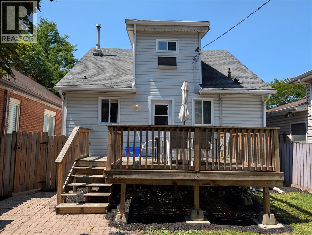 868 ELM - 29