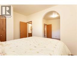 2710 6A Avenue N - photo 18