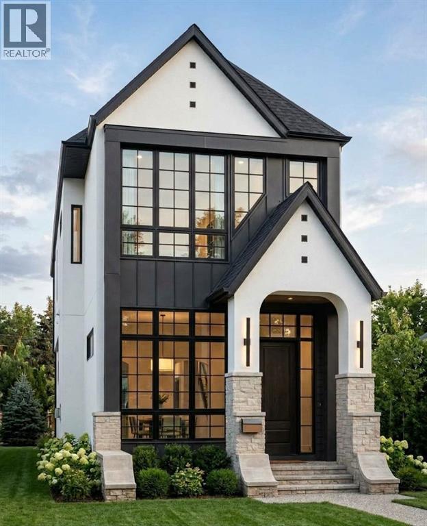 814 22 Avenue NW, Calgary, Alberta, T2M1P2