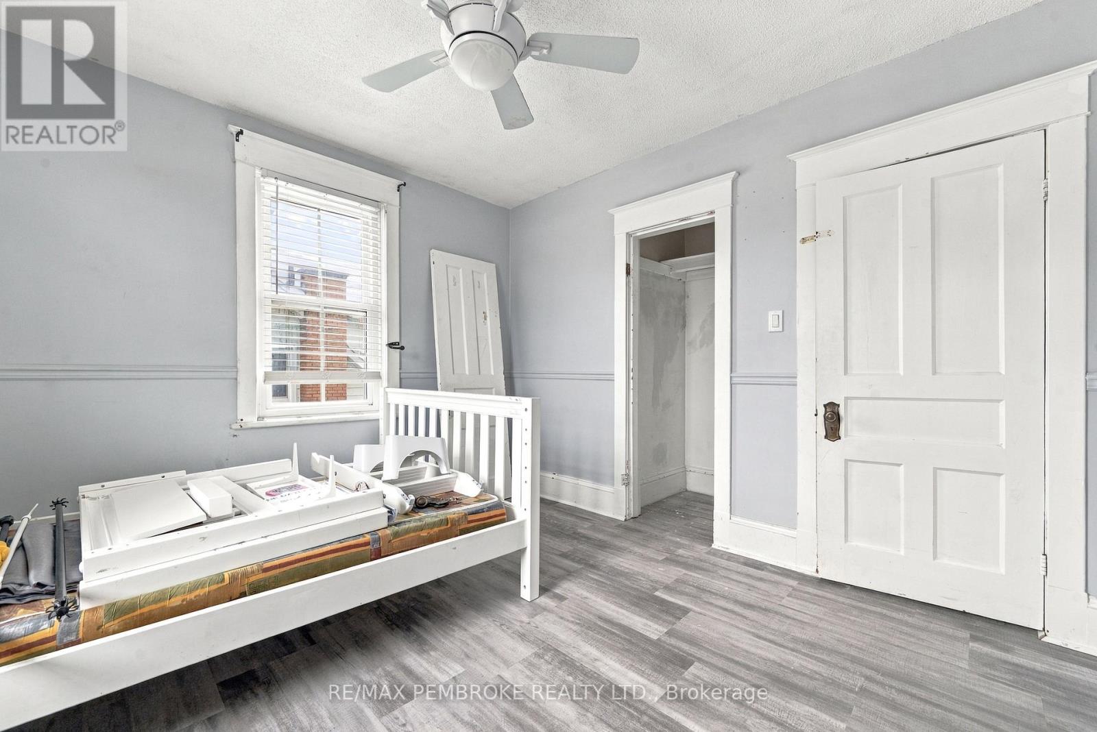 626 HAMILTON STREET W - Image 23