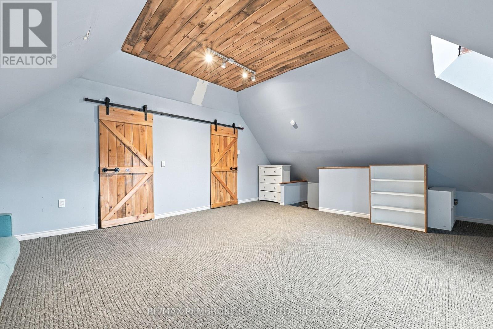 626 HAMILTON STREET W - Image 27