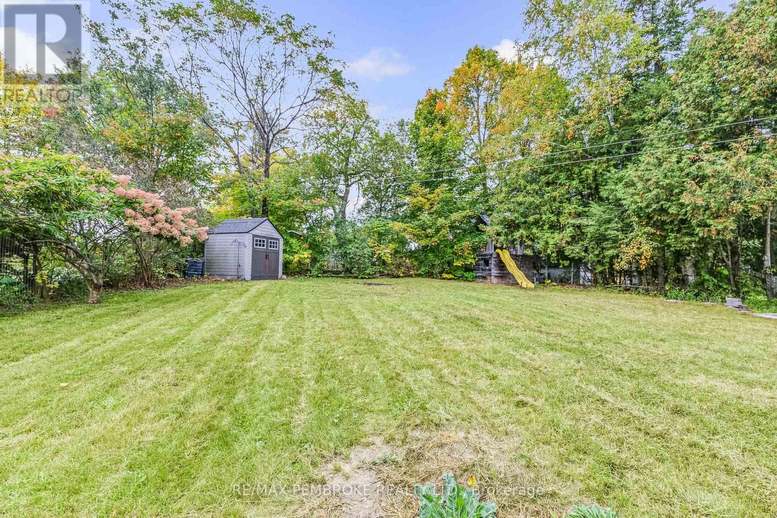 626 HAMILTON STREET W - 38