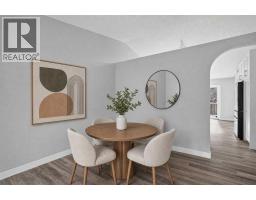 3pc Bathroom - 940 Coventry Drive Ne, Calgary, AB T3K4J6 Photo 7