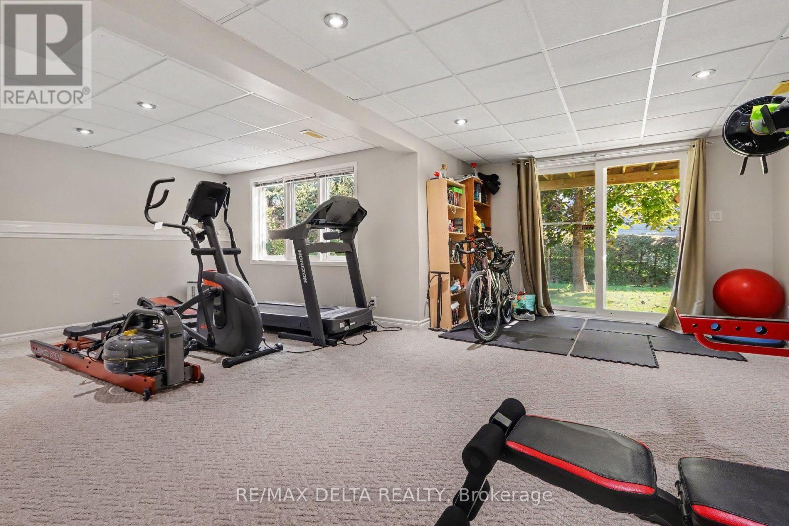 1 CHELTONIA WAY - Image 35
