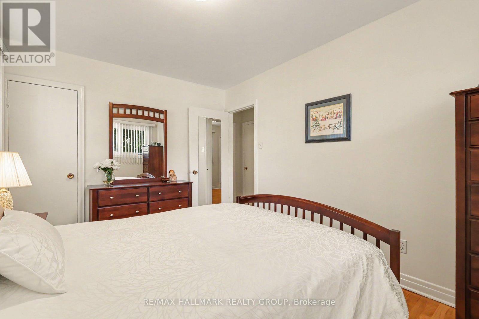 183 MARTIN AVENUE - 18