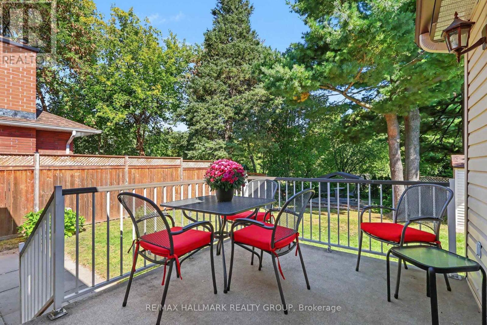 183 MARTIN AVENUE - 27