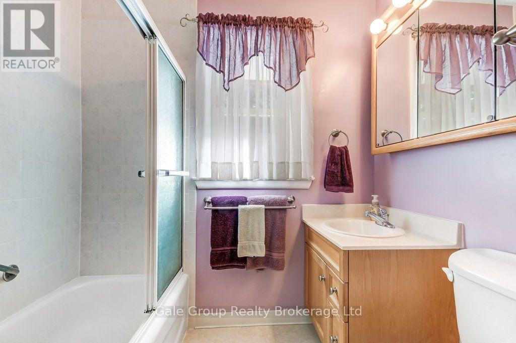 62 AILEEN DRIVE - 14
