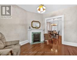 Sunroom - 431 Lansdowne Avenue, Toronto, ON M6H3Y2 Photo 8