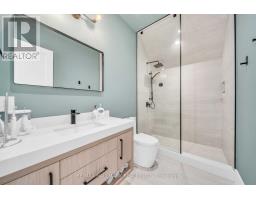 27 Collinson Boulevard, Toronto, ON M3H3C1 Photo 20