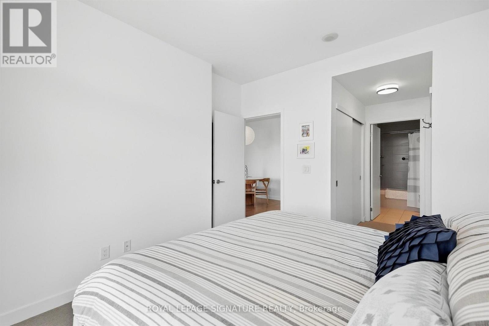 #1611 1 MARKET STREET - 26