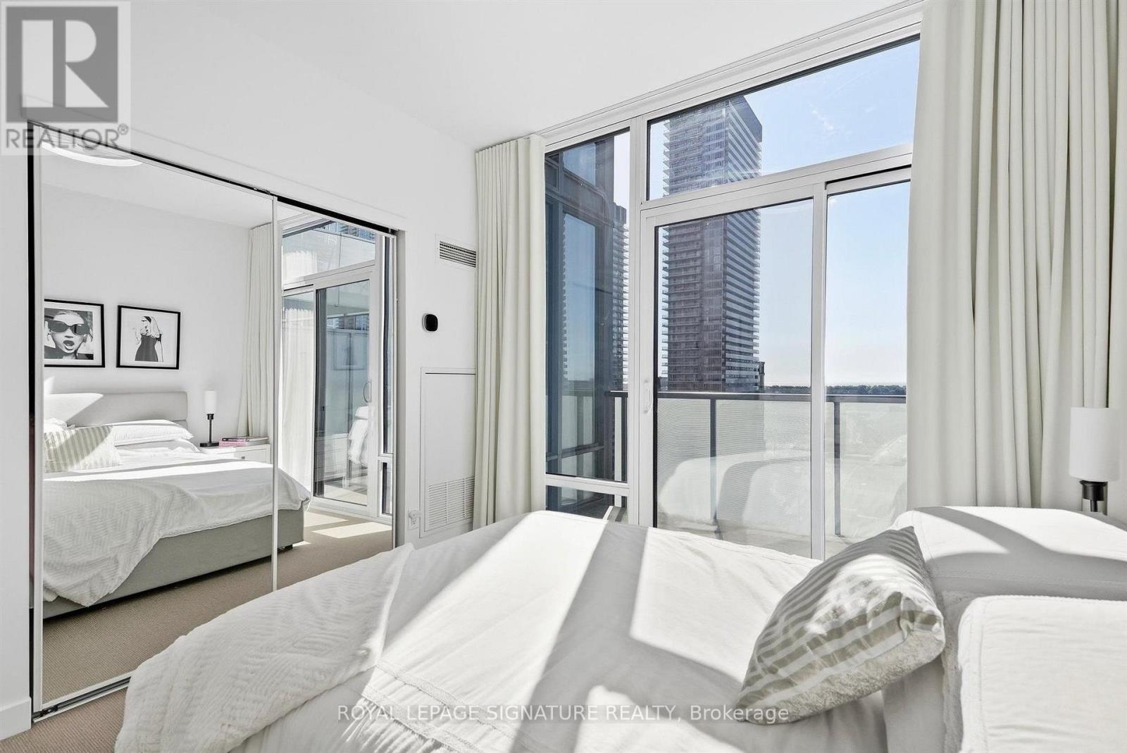 #1611 1 MARKET STREET - 31