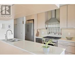 1611 - 1 Market Street, Toronto, ON M5E0A2 Photo 15