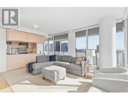 1611 - 1 Market Street, Toronto, ON M5E0A2 Photo 9