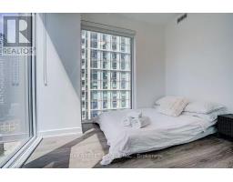 2011 - 100 Queen Street E, Toronto, ON M5C0B5 Photo 11