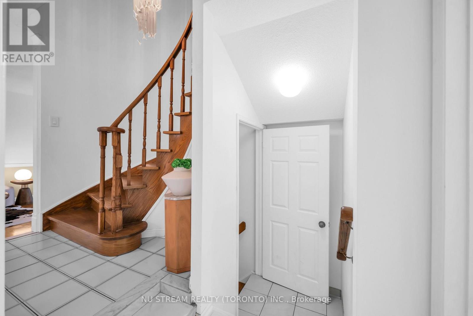 37 WINTERMUTE BOULEVARD - 35
