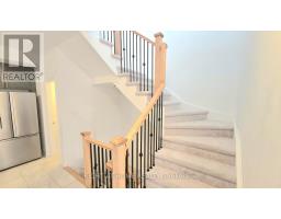 1992 Cameron Lott Crescent, Oshawa, ON L1H7K5 Photo 18