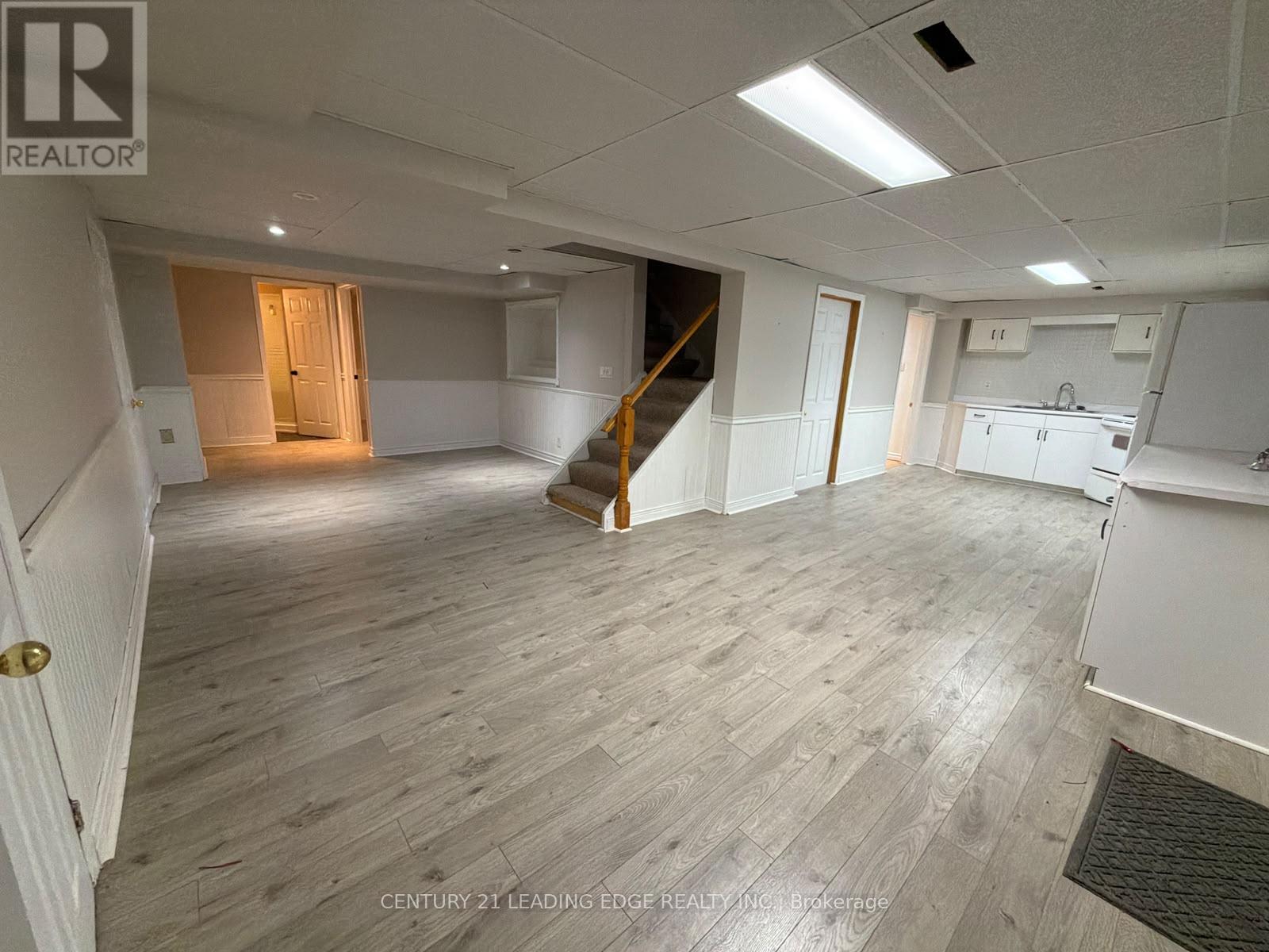 Lower- 1237 Fieldstone Circle, Pickering, ON photo 2