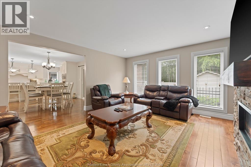1150 JILLIAN COURT - 18