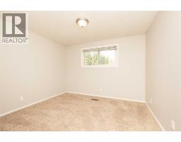 205 Columbia Boulevard W, Lethbridge, AB T1K3Z5 Photo 15