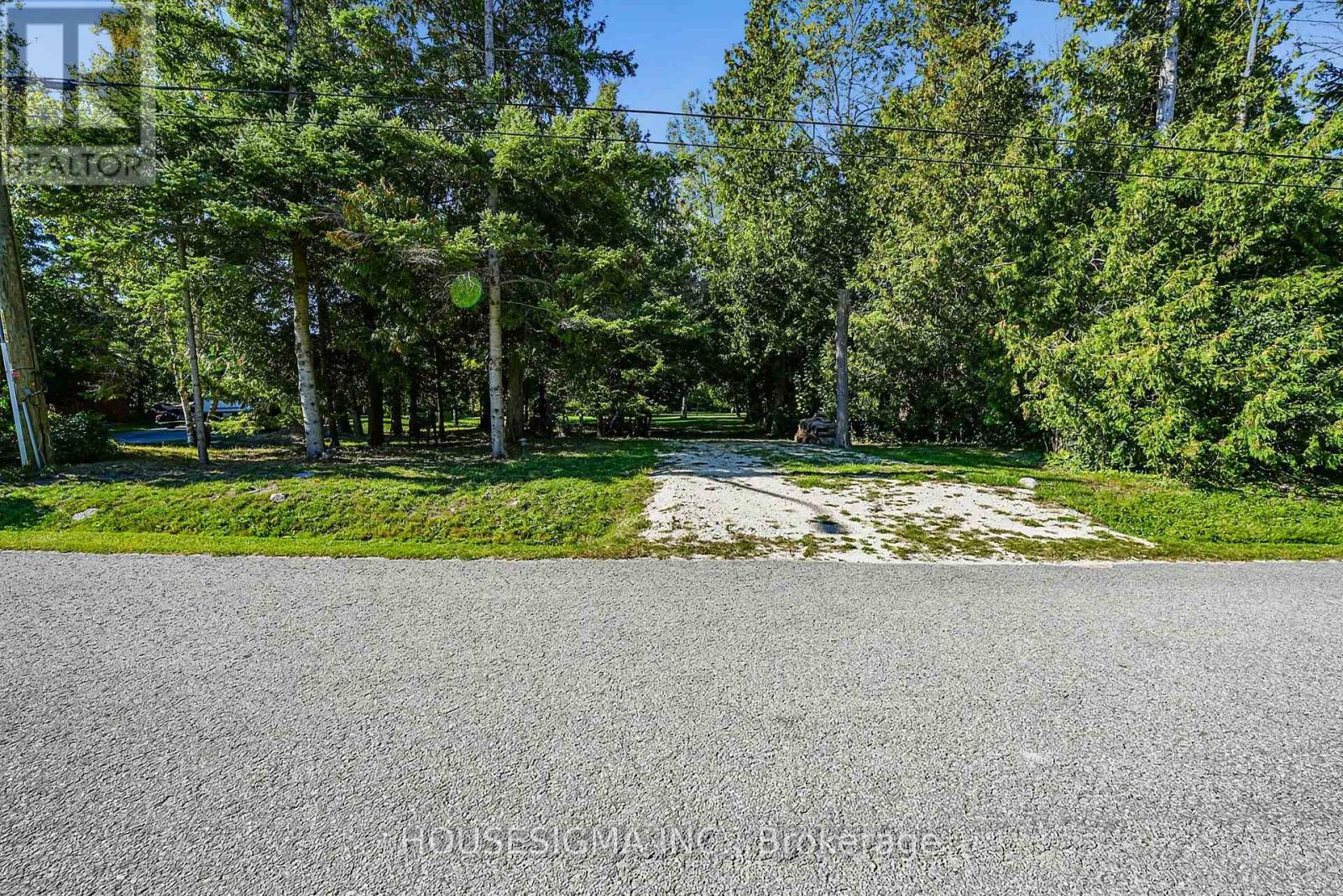 60 ROBERT Street, Wasaga Beach photo 4