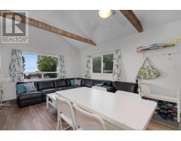 2026 Tiny Beaches Road S, Tiny, ON L0L1P1 Photo 10
