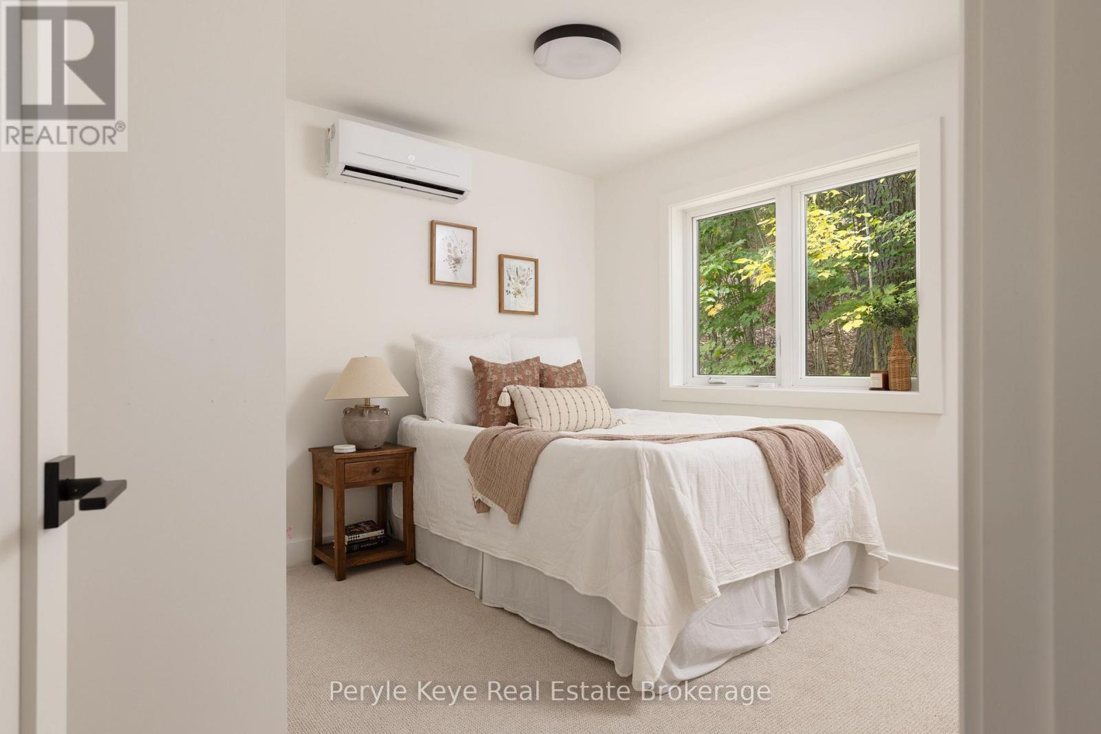 1042 S MENOMINEE LAKE ROAD - Image 21
