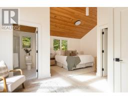 1042 S Menominee Lake Road, Lake Of Bays, ON P0B1A0 Photo 27