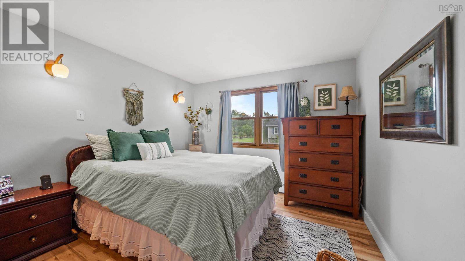 7 Lakeview Drive - Image 19