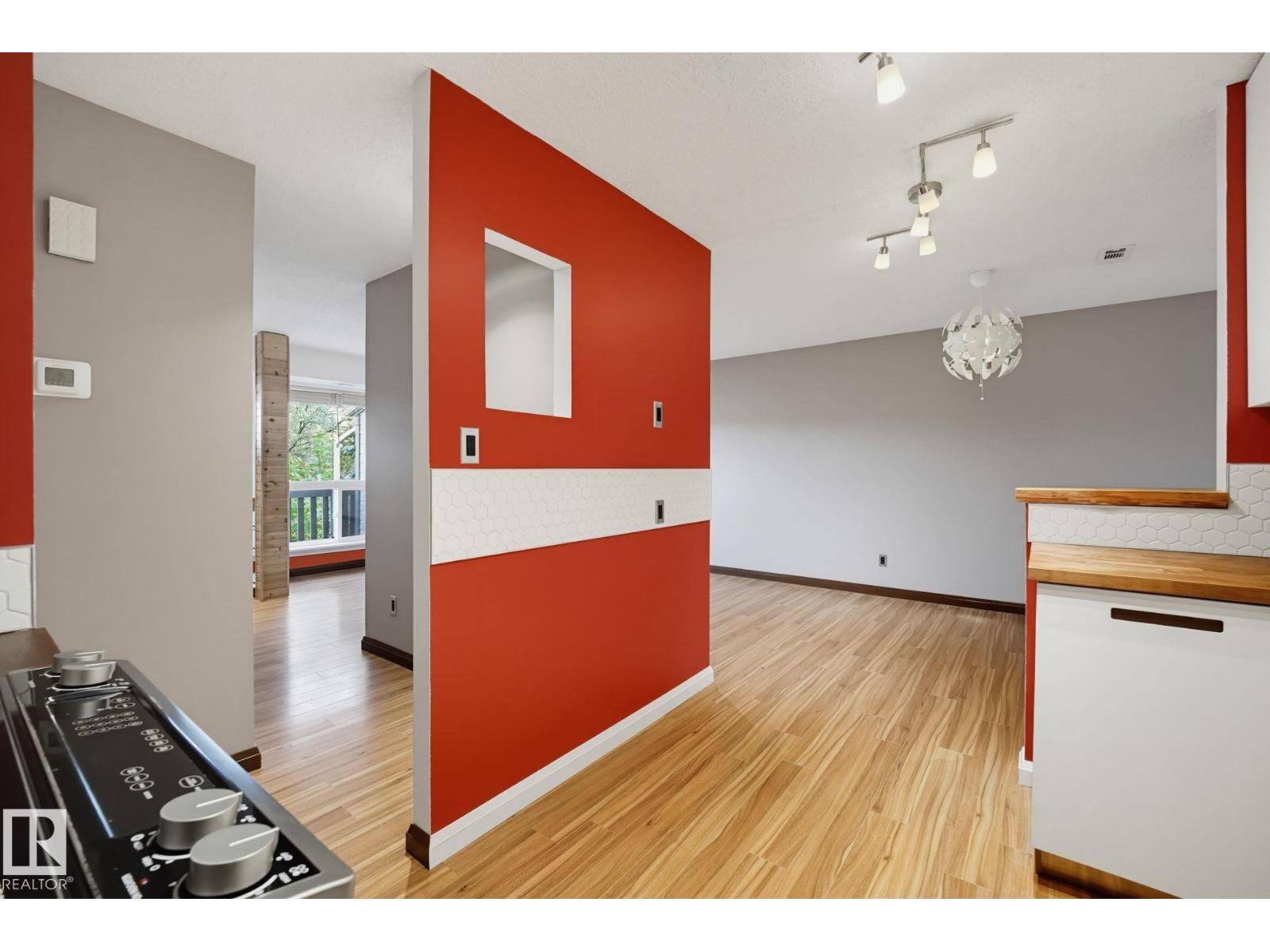 1180 SADDLEBACK RD NW - 6