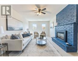 Family room - 853 Apple Gate Court, Mississauga, ON L5C4L8 Photo 9