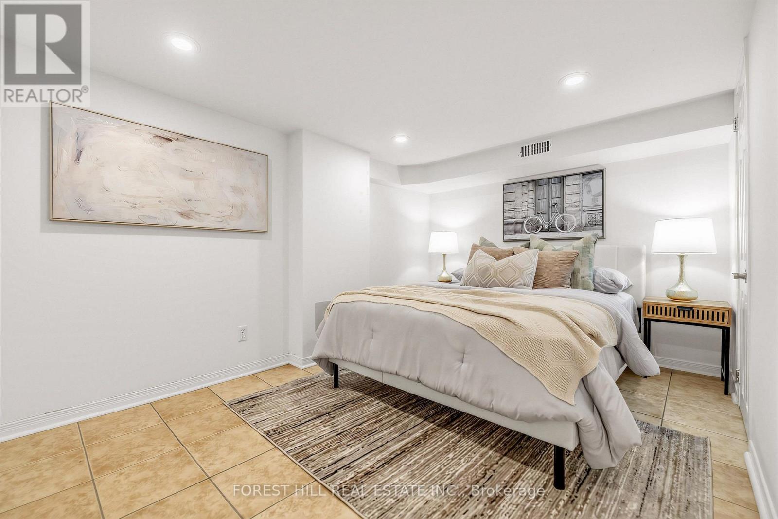 71 Emerson Avenue, Toronto, ON photo 40