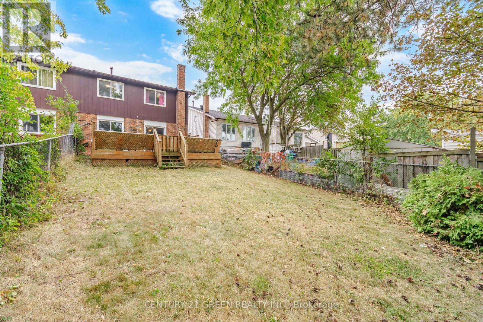 47 ASHFORD COURT - 29