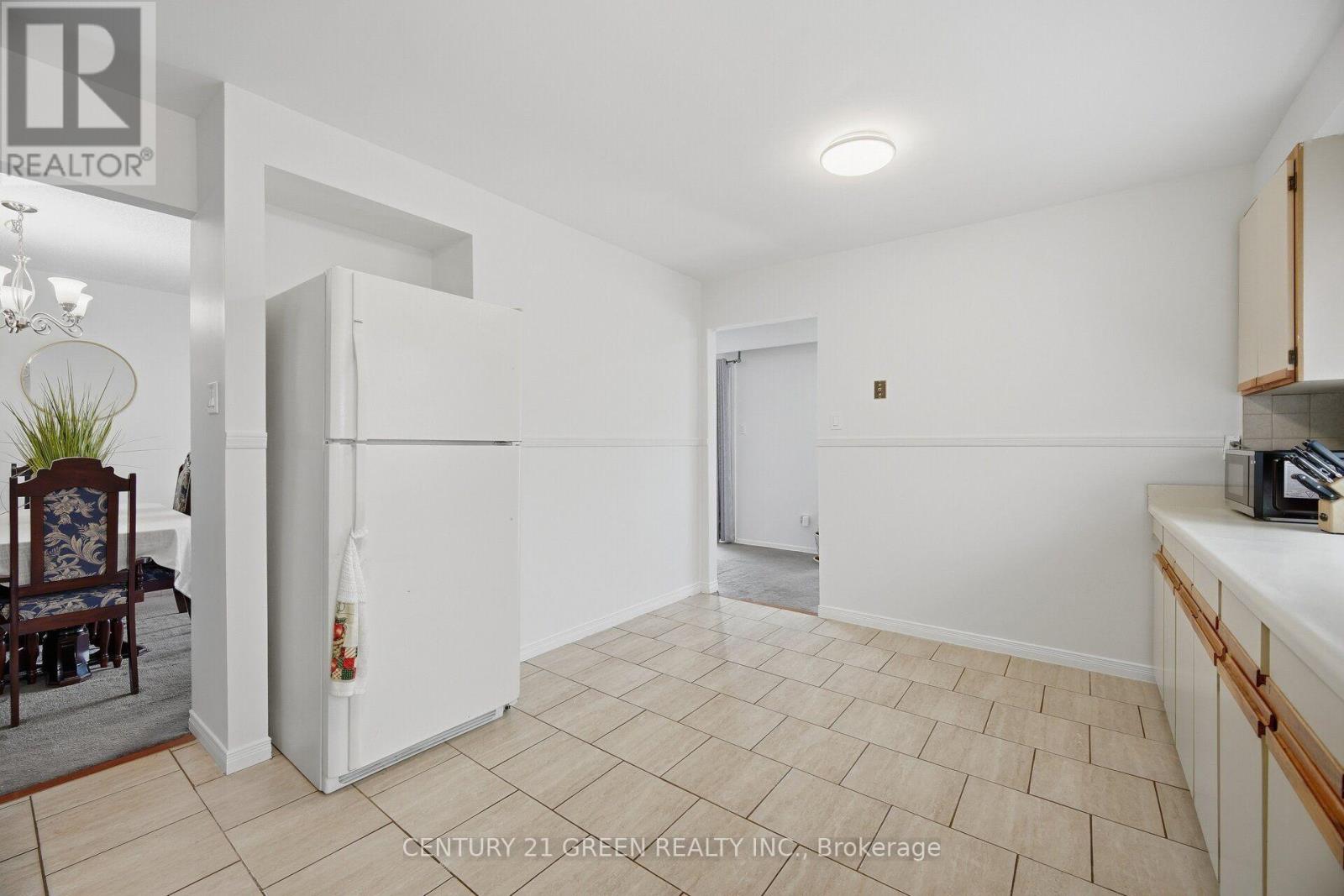 47 ASHFORD COURT - 9
