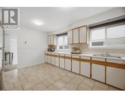 Bedroom 2 - 47 Ashford Court, Brampton, ON L6V3E2 Photo 8