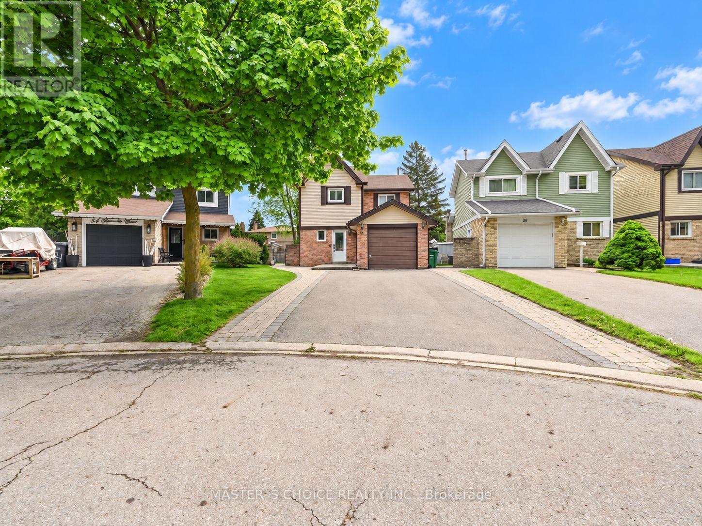 36 SPRUCEDALE COURT - 2