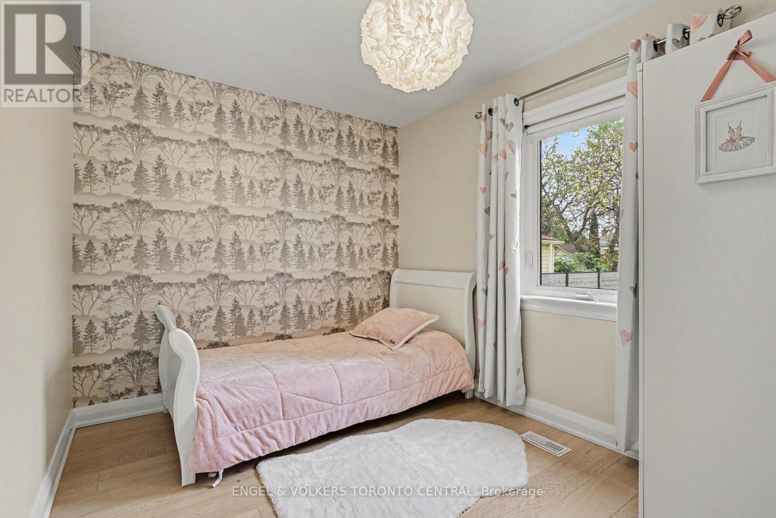 28 INVERLEIGH DRIVE - Image 11