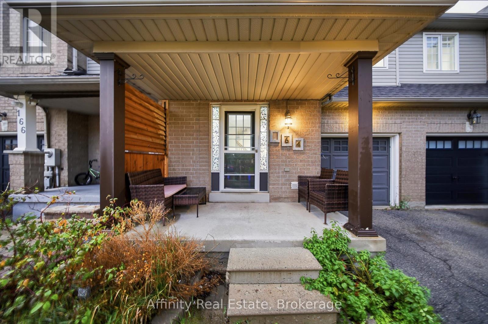 164 Panton Trail, Milton, ON photo 3