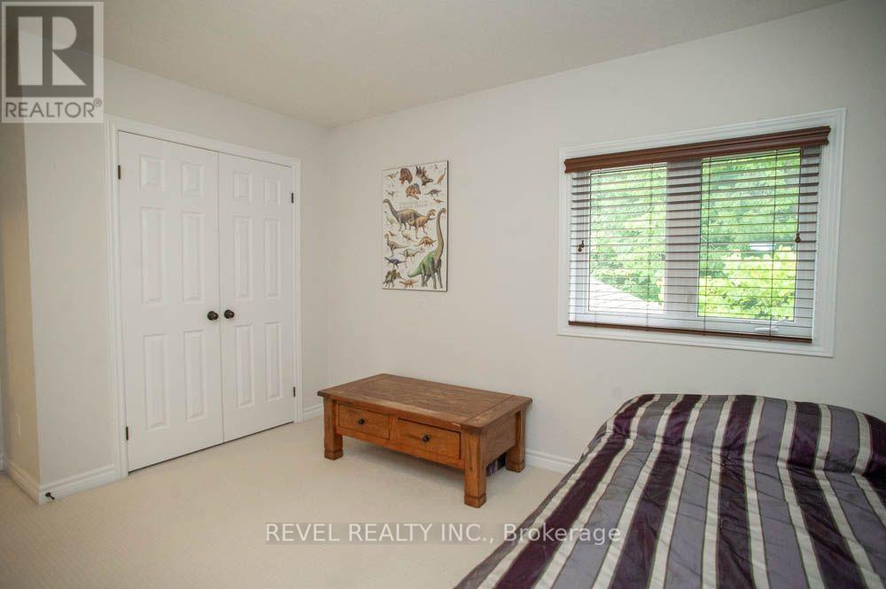 217 WOODWAY TRAIL - 19