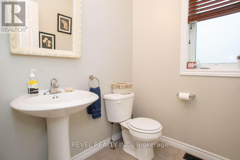 217 WOODWAY TRAIL - 4