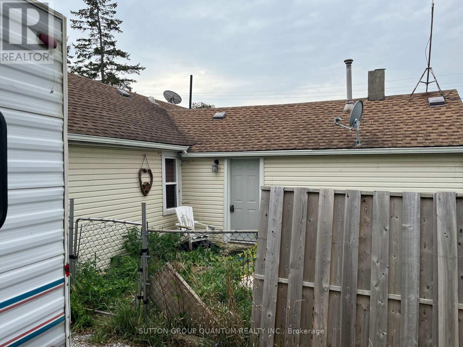 3031 RAINHAM ROAD - 8