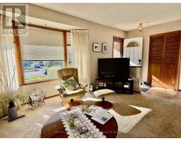508 Cambrian Crescent, Thunder Bay, ON P7C5B9 Photo 9
