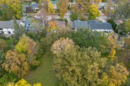 66 Essar Avenue, Winnipeg, MB R2G0S5 Photo 9
