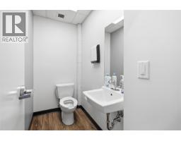 804 Laval Crescent Unit# 1, Kamloops, BC V2C5P3 Photo 27