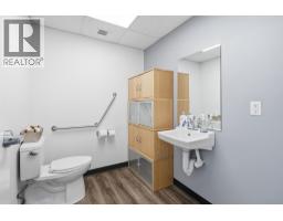 804 Laval Crescent Unit# 1, Kamloops, BC V2C5P3 Photo 26