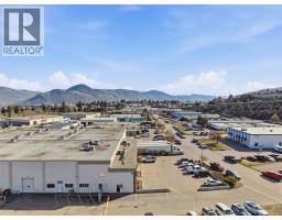 804 Laval Crescent Unit# 1, Kamloops, BC V2C5P3 Photo 32